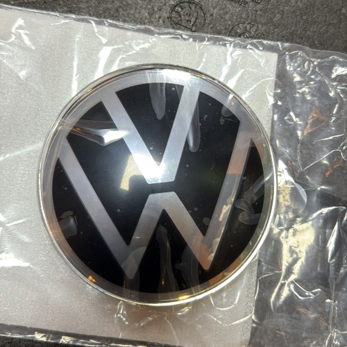 nsigne emblème sous radar distronic VW Tiguan Passat Golf Jetta